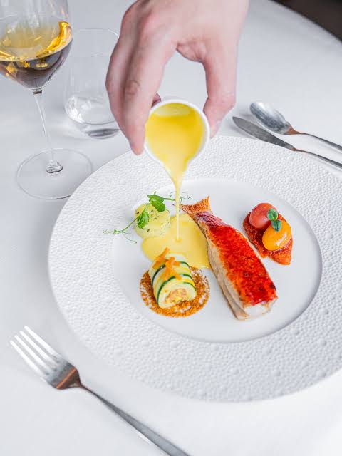 Service gastronomique à l’assiette